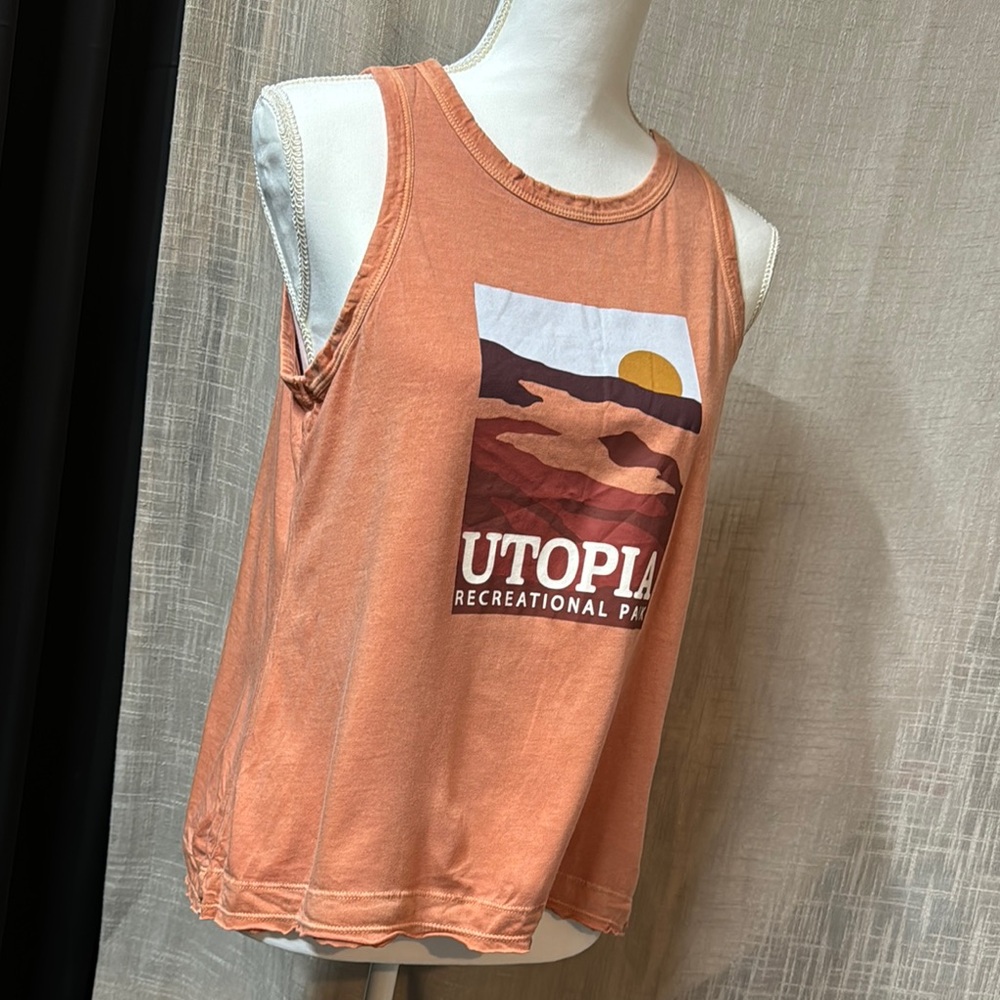 Topia Orange Pink Graphic Crop Muscle Tee